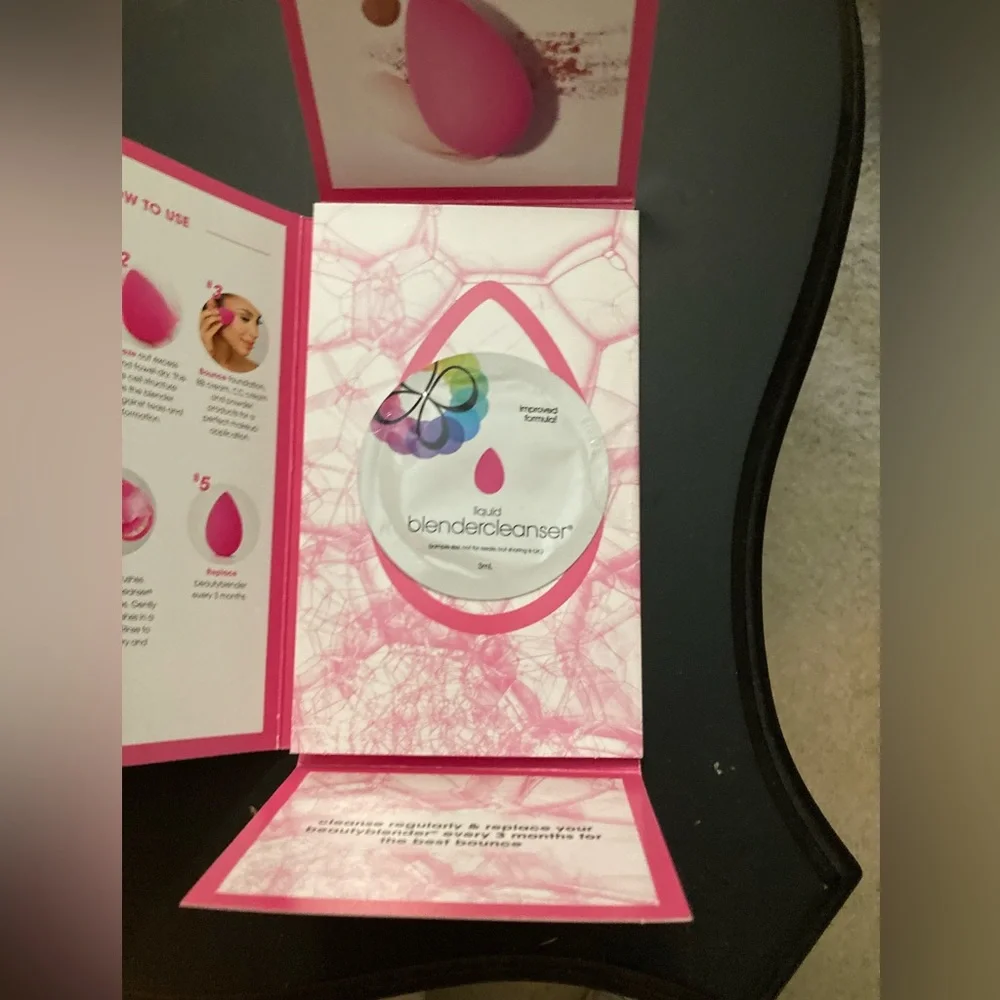 beautyblender Keep it clean, cleanser and  cleaning mitt